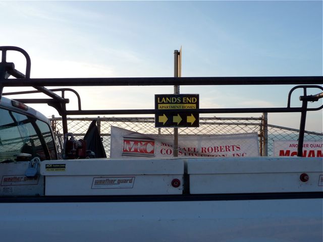 Directional sign
